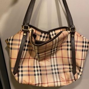 Burberry satchel/wallet